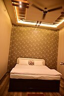 Vinayak Guest House BnB