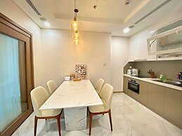 OPAL TOWER Centre Point