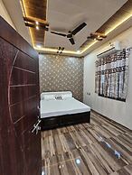 Vinayak Guest House