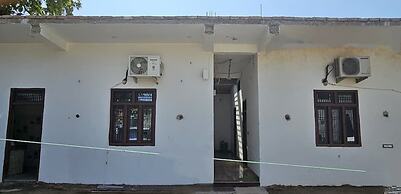 Vinayak Guest House