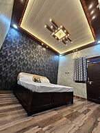 Vinayak Guest House