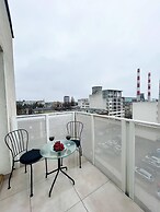 Lumina modern 3-rooms family apart