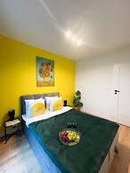 Lumina modern 3-rooms family apart