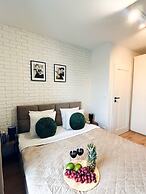 Lumina modern 3-rooms family apart