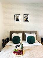 Lumina modern 3-rooms family apart