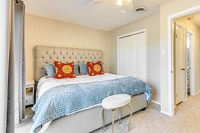 4 Mi to Greers Ferry Lake: Condo w/ Deck & Balcony