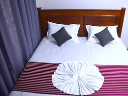 Lucas Lake Hotel