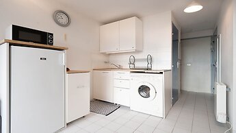 Cozy Beachside Apartment in Agde