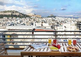 Urban Oasis with Acropolis Views by GHH