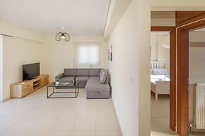 Urban Oasis with Acropolis Views by GHH