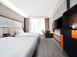 UrCove by Hyatt Aksu Century Square
