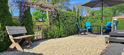 Cozy Chalet in Tzummarum