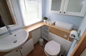 Cozy Chalet in Tzummarum