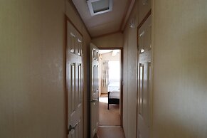 Cozy Chalet in Tzummarum