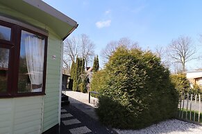 Cozy Chalet in Tzummarum