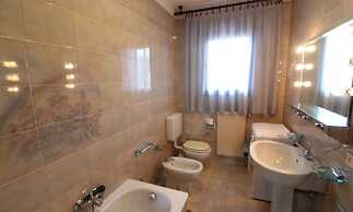 Cozy Flat in the Heart of Lignano Near the Beach