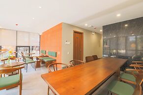 Vung Hotel - Coffee & Breakfast