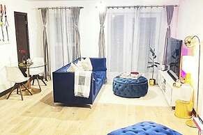 1 Bed Apartment Sleeps 2 - Free Parking -