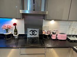 Charming Dartford Apartment With 1 Bedroom