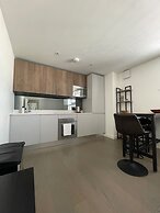 Stylish Modern Apartment in St Albans City