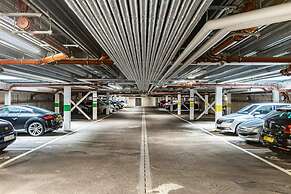 Stylish Modern Apartment in St Albans City