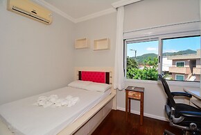 Casa com Piscina Morro das Pedras