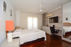 Casa com Piscina Morro das Pedras