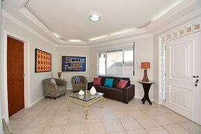 Casa com Piscina Morro das Pedras