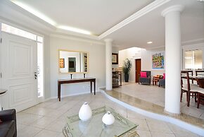 Casa com Piscina Morro das Pedras