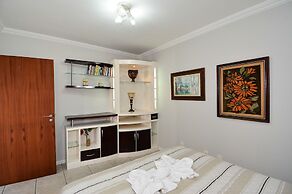 Casa com Piscina Morro das Pedras