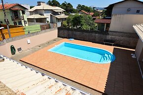 Casa com Piscina Morro das Pedras