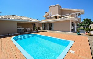 Casa com Piscina Morro das Pedras