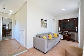 Casa com Piscina Morro das Pedras