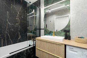 Comfortable Apartment, Sauna and Indoor Pool