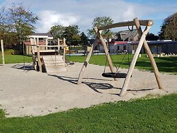 Lovely Chalet With Spacious Garden