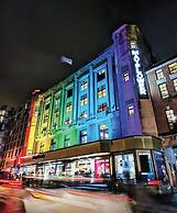 Southampton City View Apartment