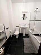 Southampton City View Apartment