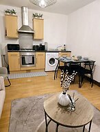 Southampton City View Apartment