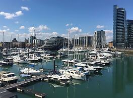 Southampton City View Apartment