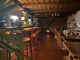 The Oak Lodge
