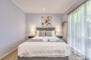 StayAU Gorgeous 5BR BBQ Home Geelong