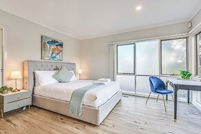 StayAU Gorgeous 5BR BBQ Home Geelong