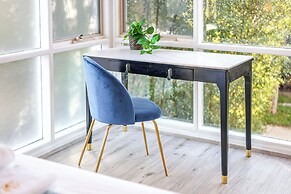 StayAU Gorgeous 5BR BBQ Home Geelong