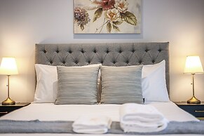 StayAU Gorgeous 5BR BBQ Home Geelong