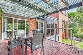 StayAU Gorgeous 5BR BBQ Home Geelong