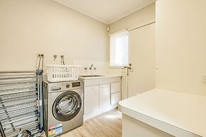 StayAU Gorgeous 5BR BBQ Home Geelong