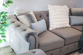 StayAU Gorgeous 5BR BBQ Home Geelong