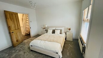 Windsor Blissful Retreat