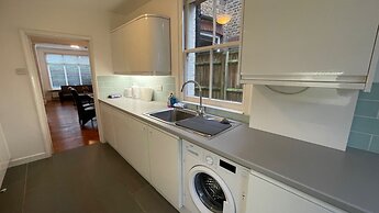 Windsor Blissful Retreat