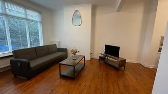 Windsor Blissful Retreat